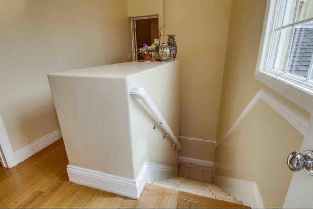Apartment Spacious 4 Bedroom 3.5 Bath In Coronado *