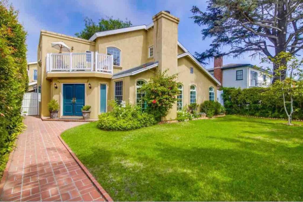 Spacious 4 Bedroom 3.5 Bath In Coronado * San Diego